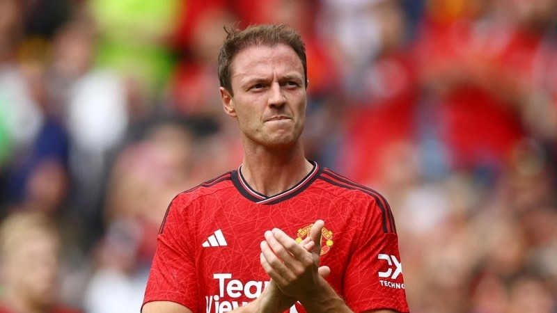 Biography of Jonny Evans: Northern Ireland’s Defensive Stalwart